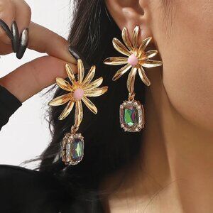 NEW Abriella Flower Drop Crystal Statement Earrings